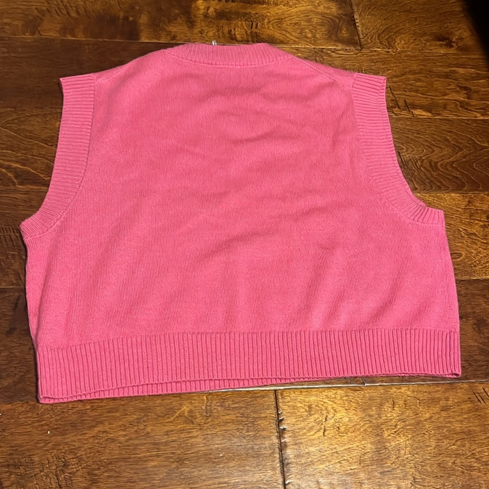 Pink Sleeveless Sweatervest Size Medium - Picture 4 of 5